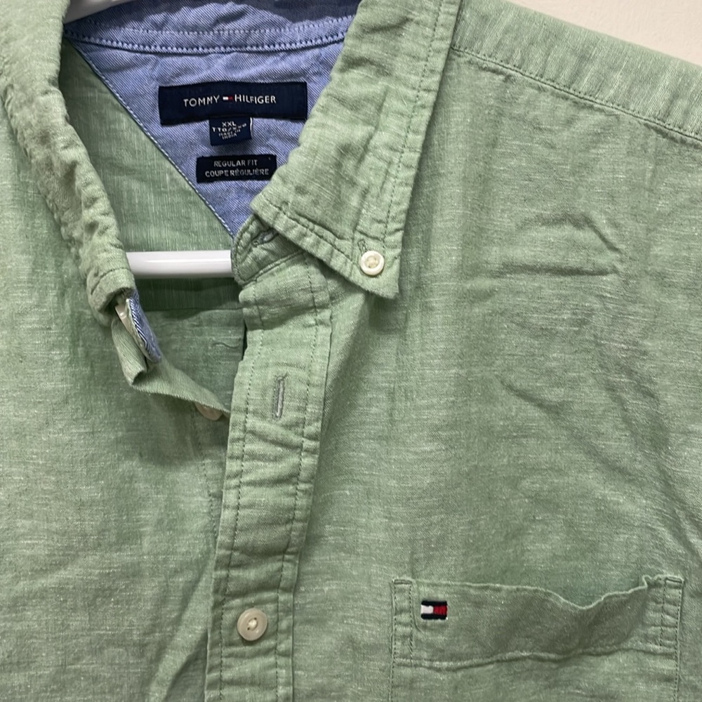 Green like new regular fit‎ button down Tommy Hilfiger size XXL - Picture 3 of 4